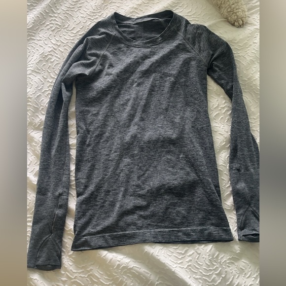 Lululemon Swiftly Tech Long Sleeve Shirt 2.0 - Picture 2 of 4